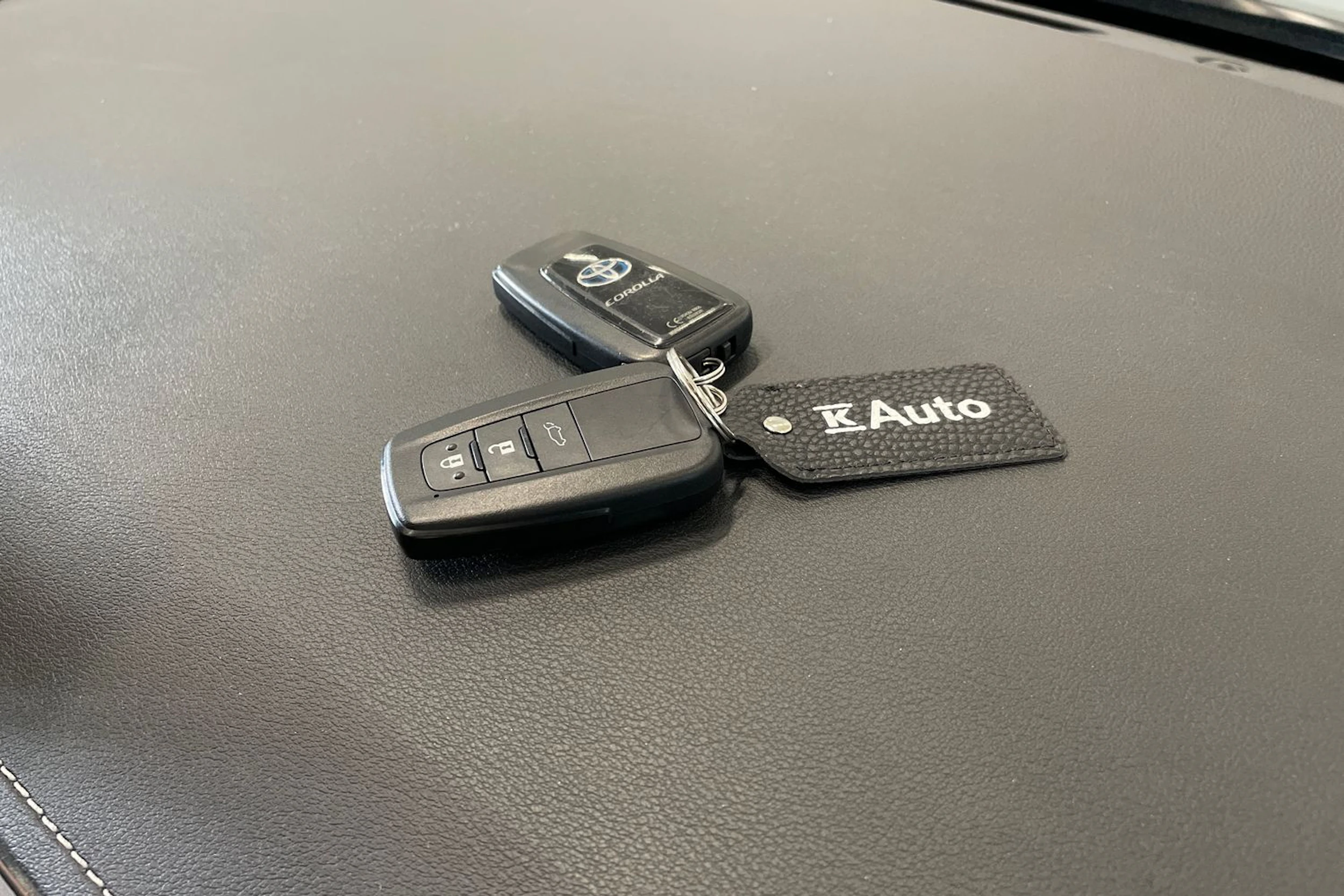 musta Toyota Corolla 2021 kuva 29.