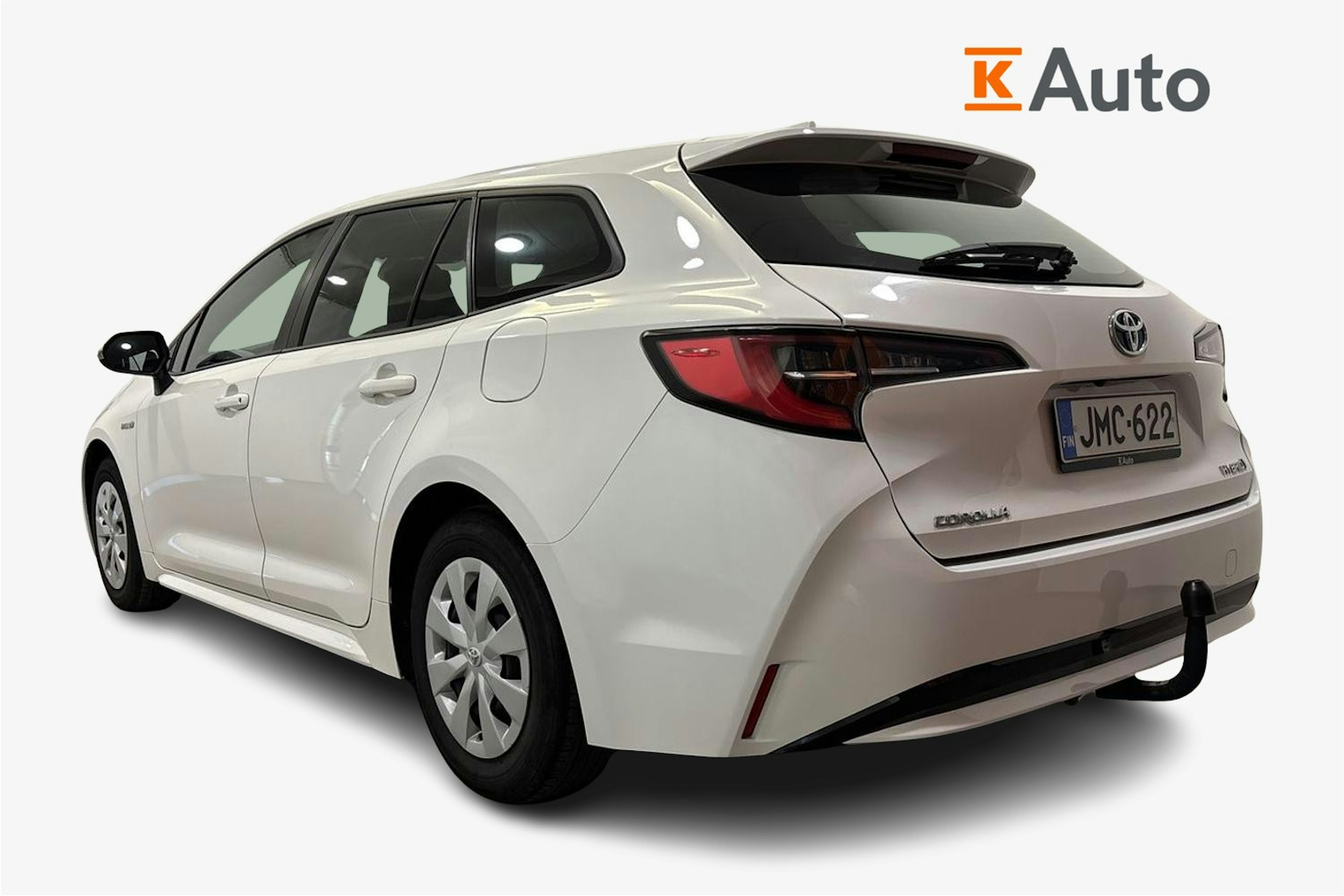 Valkoinen Toyota Corolla 2021 kuva 2.