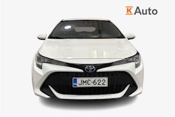 Valkoinen Toyota Corolla 2021 kuva 5.