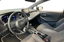 musta Toyota Corolla 2021 kuva 6.