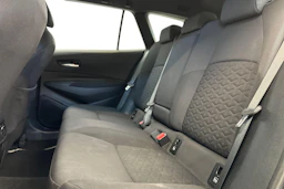musta Toyota Corolla 2021 kuva 8.