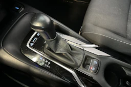 musta Toyota Corolla 2021 kuva 21.