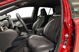 punainen Toyota Corolla 2021 kuva 3.