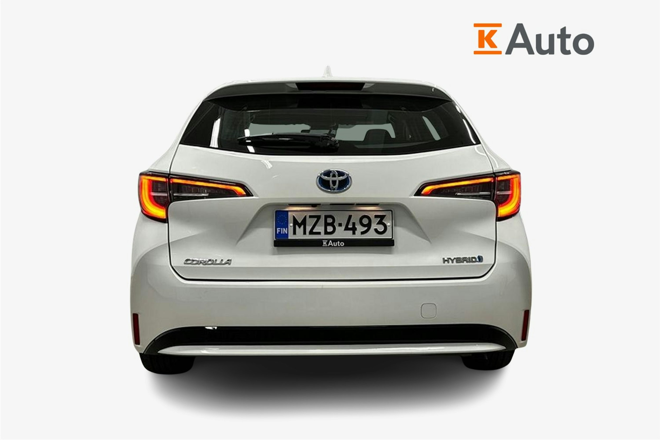 valkoinen Toyota Corolla 2021 kuva 3.