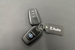 valkoinen Toyota Corolla 2021 kuva 24.