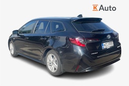 musta Toyota Corolla 2021 kuva 2.