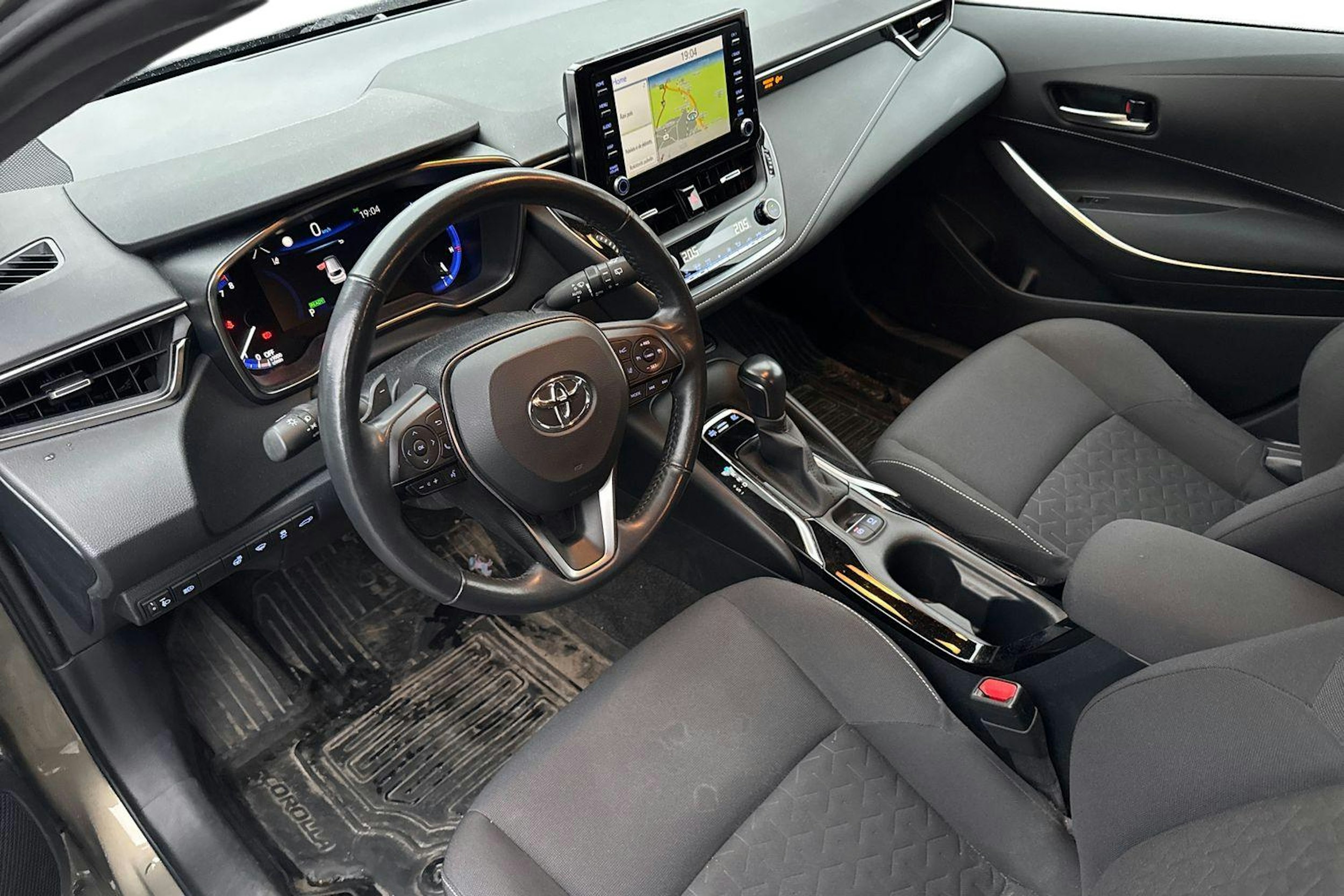 ruskea (beige) Toyota Corolla 2021 kuva 3.