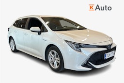 valkoinen Toyota Corolla 2021 kuva 1.