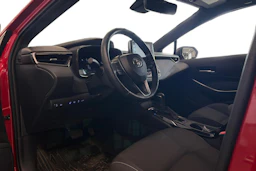 punainen Toyota Corolla 2021 kuva 3.