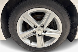 Valkoinen Toyota Corolla 2021 kuva 9.