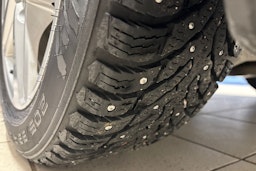 Valkoinen Toyota Corolla 2021 kuva 10.