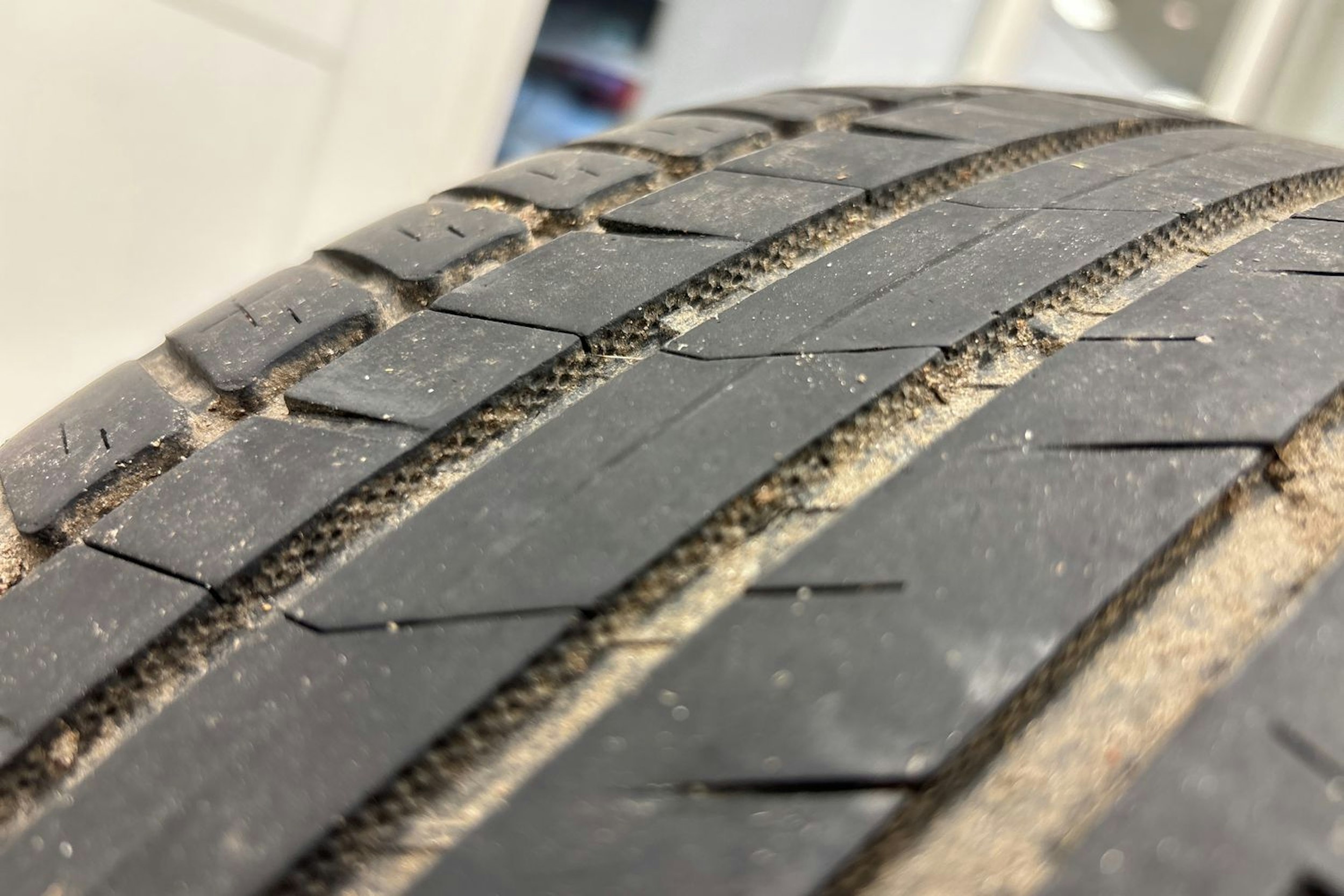 Valkoinen Toyota Corolla 2021 kuva 12.