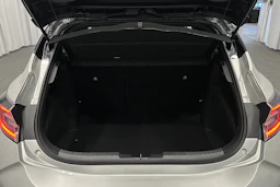 hopea Toyota Corolla 2022 kuva 15.