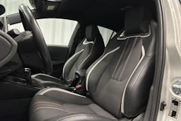 hopea Toyota Corolla 2022 kuva 16.