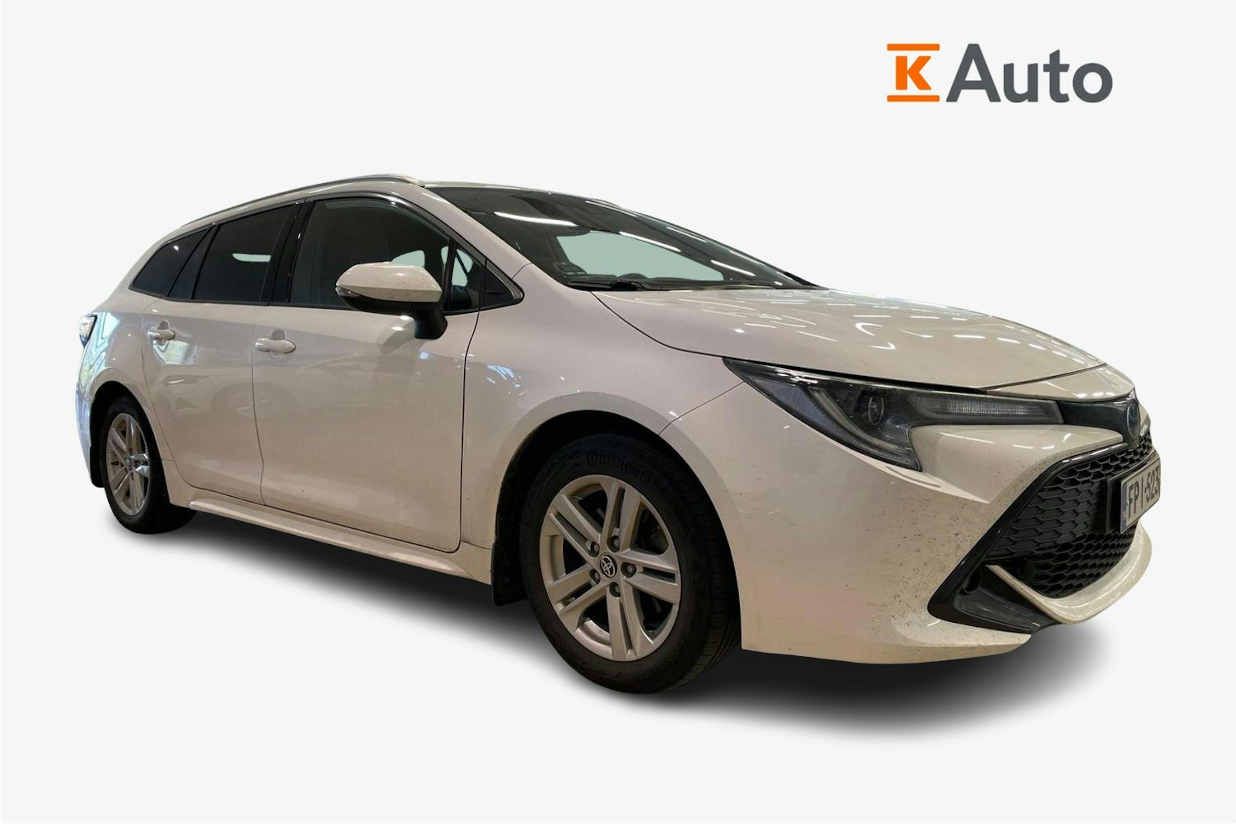 Valkoinen Toyota Corolla 2022 kuva 1.
