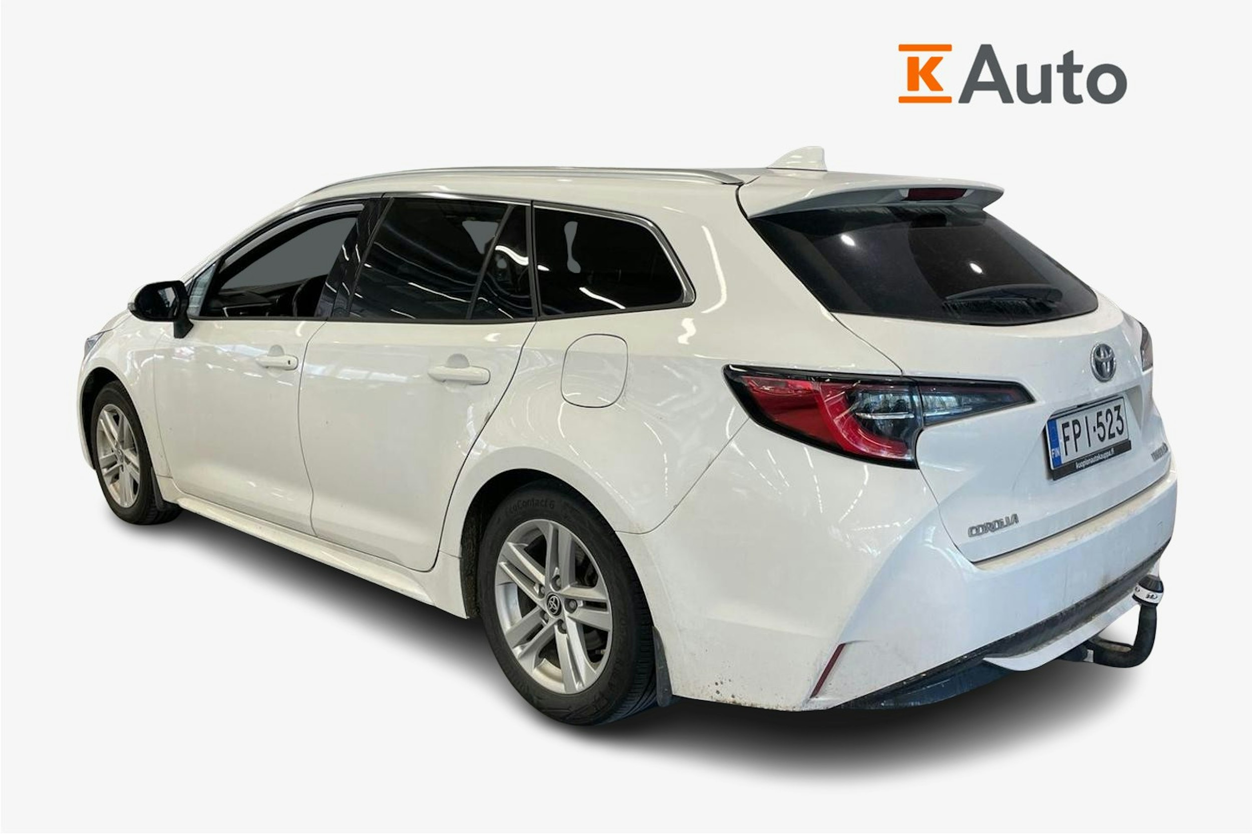 Valkoinen Toyota Corolla 2022 kuva 2.