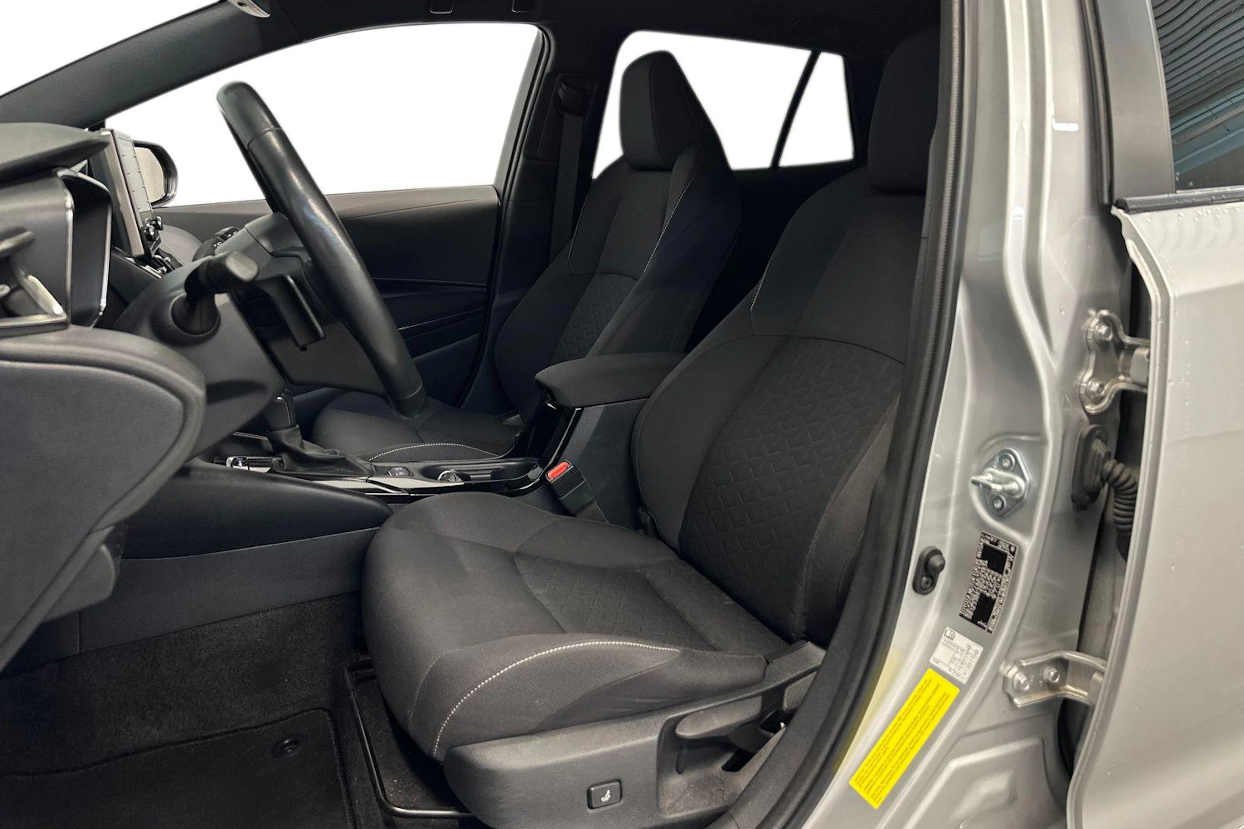 hopea Toyota Corolla 2022 kuva 7.