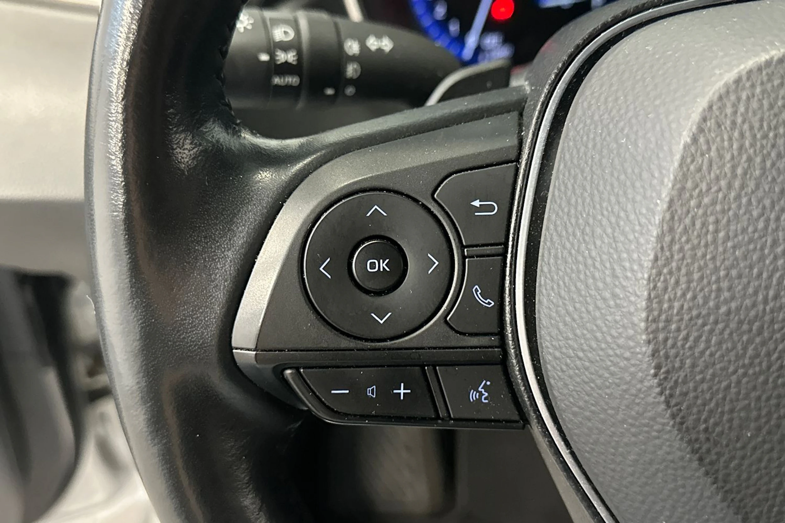hopea Toyota Corolla 2022 kuva 18.