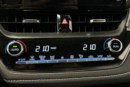 hopea Toyota Corolla 2022 kuva 21.