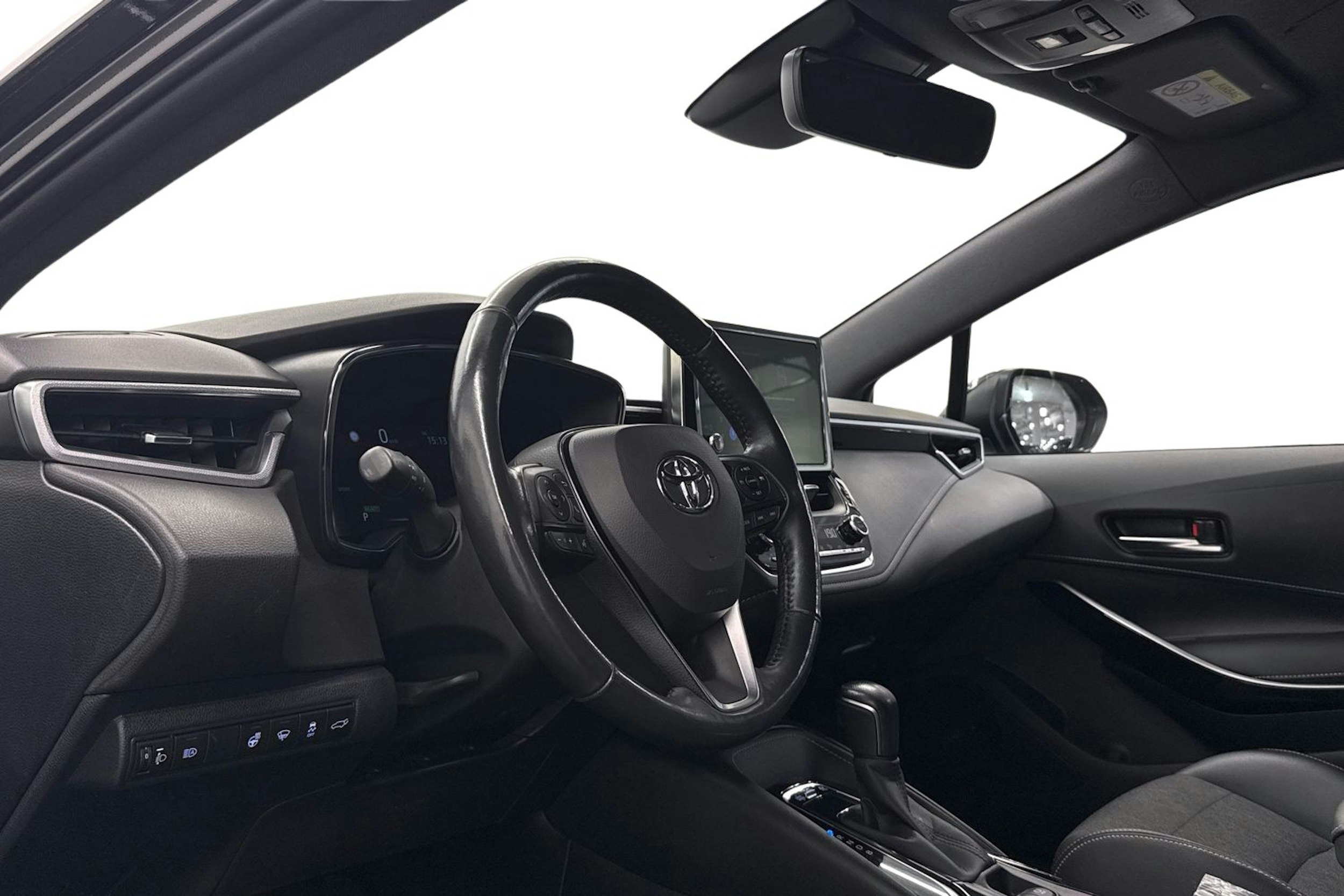 musta Toyota Corolla 2022 kuva 7.