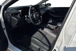 valkoinen Toyota Corolla 2022 kuva 3.