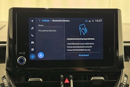 valkoinen Toyota Corolla 2022 kuva 18.