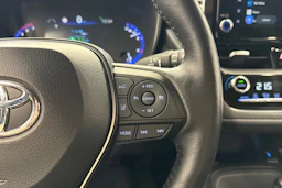 valkoinen Toyota Corolla 2022 kuva 14.
