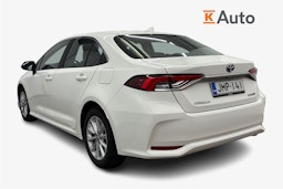 valkoinen Toyota Corolla 2022 kuva 2.