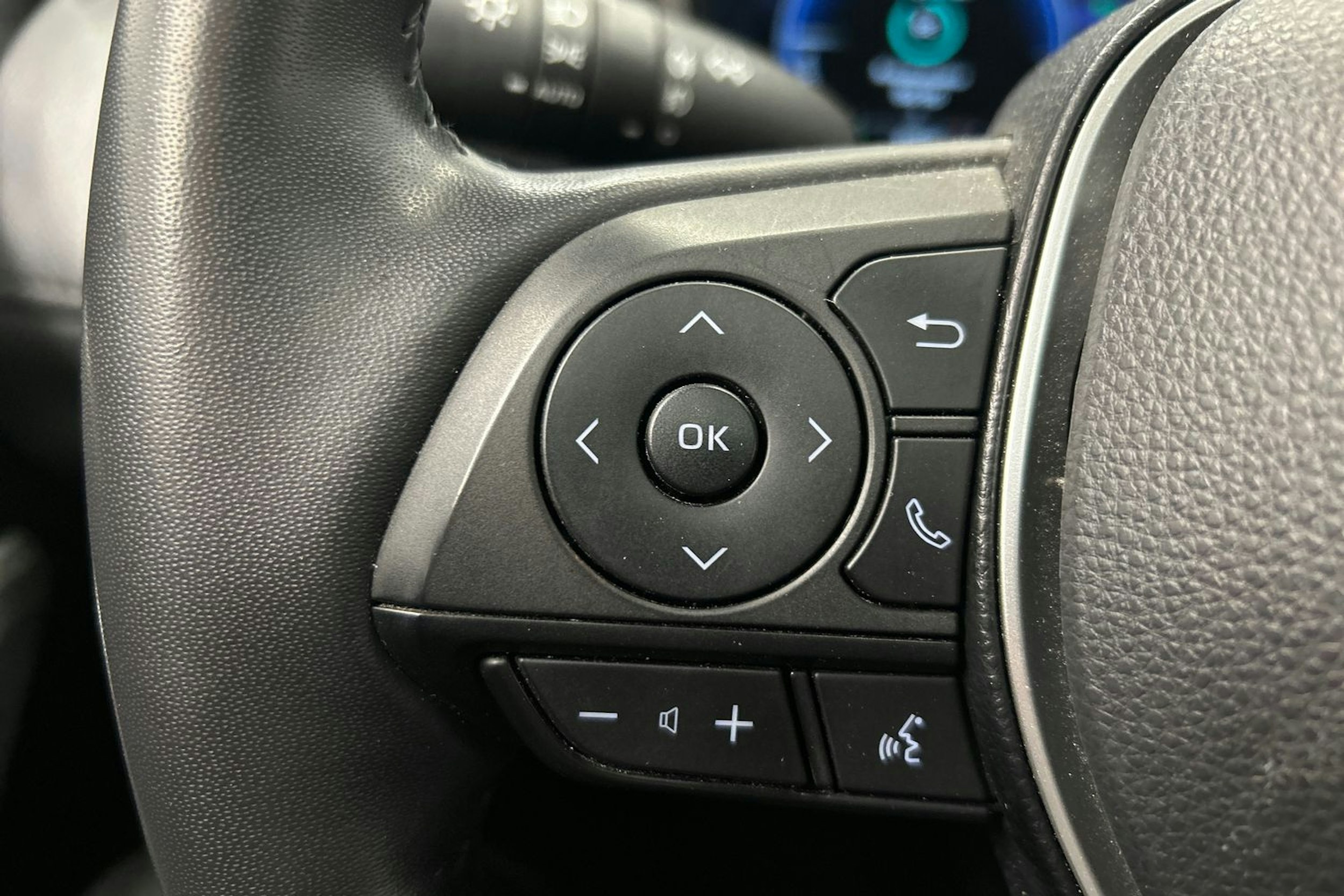 hopea Toyota Corolla Cross 2022 kuva 21.