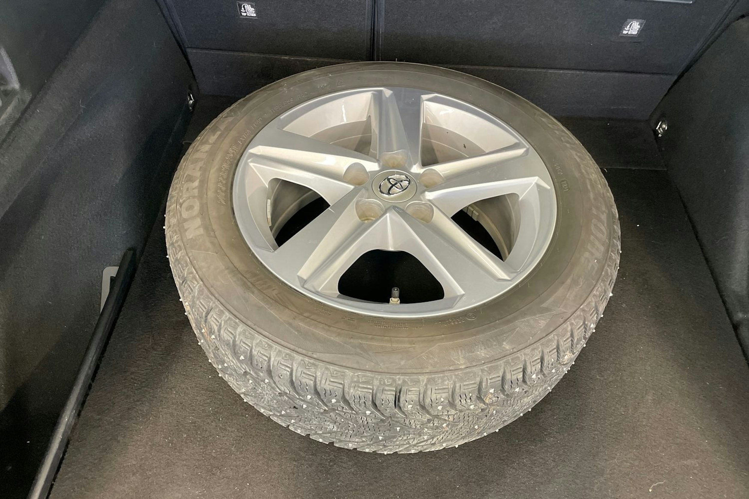 ruskea (beige) Toyota Corolla 2022 kuva 10.