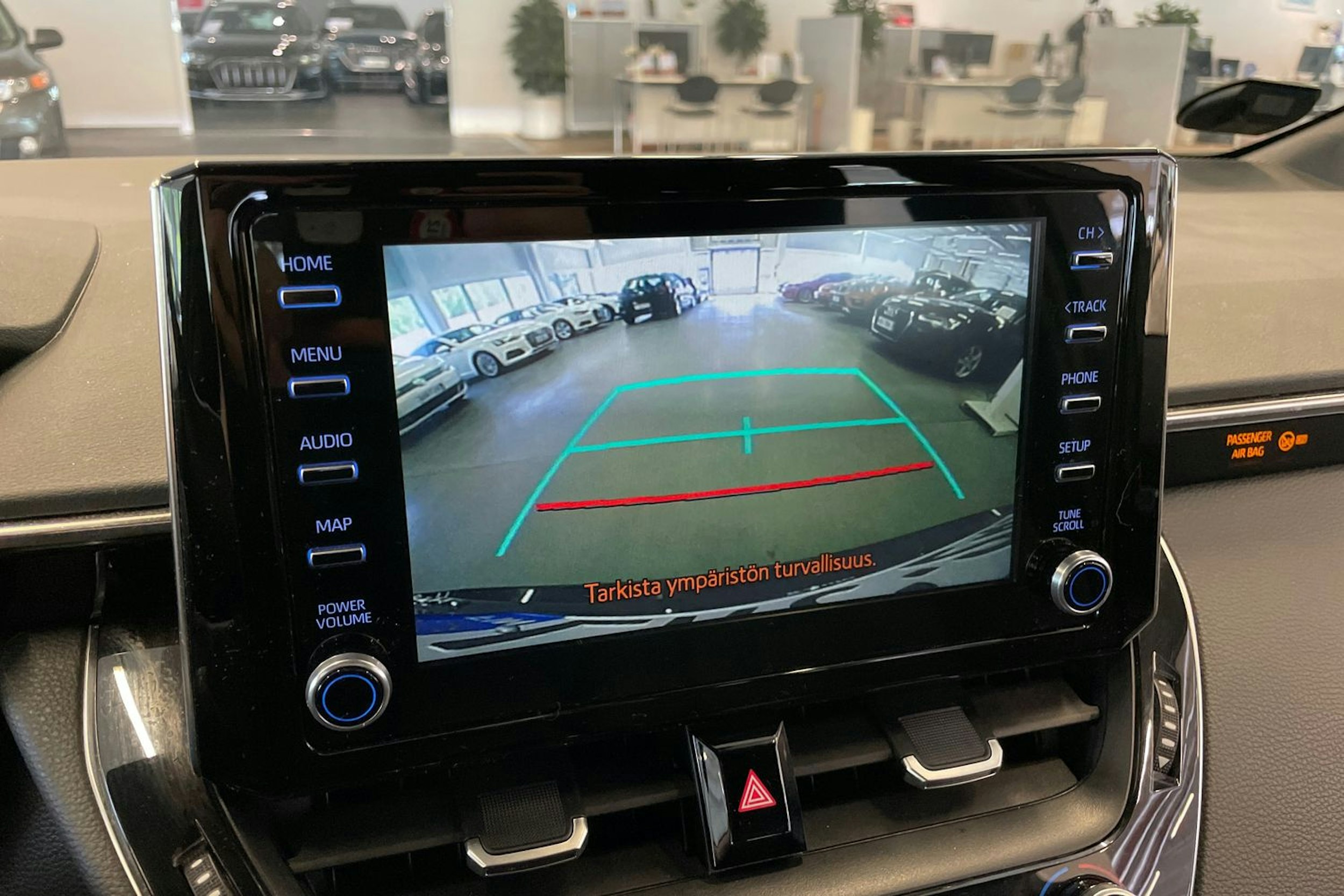 ruskea (beige) Toyota Corolla 2022 kuva 15.