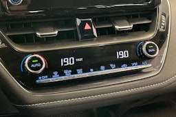 ruskea (beige) Toyota Corolla 2022 kuva 18.