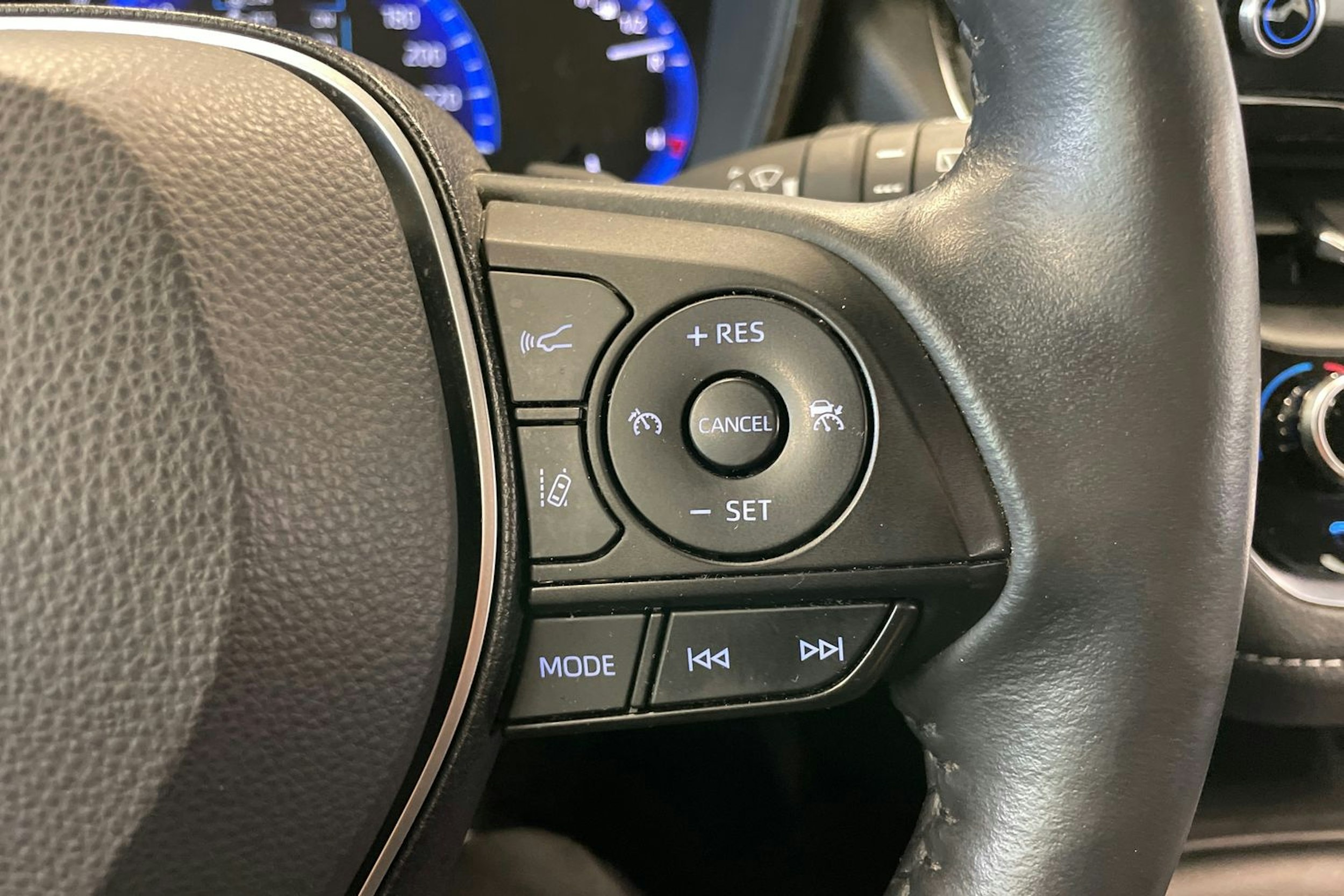 ruskea (beige) Toyota Corolla 2022 kuva 20.