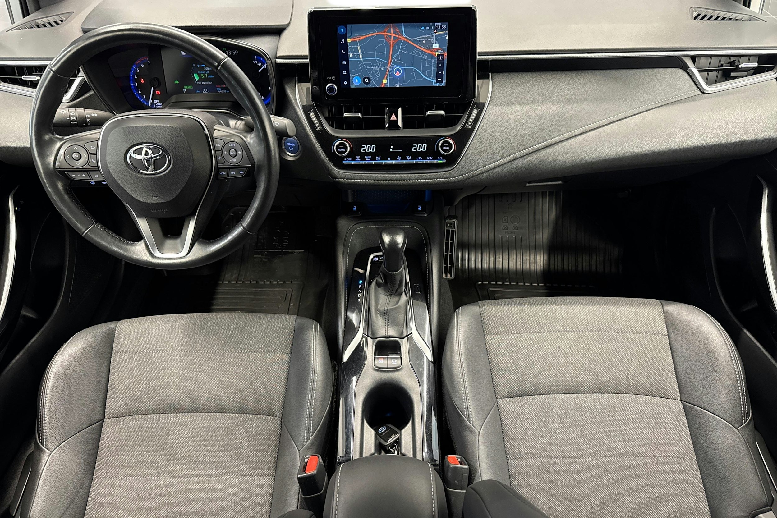 hopea Toyota Corolla 2022 kuva 7.