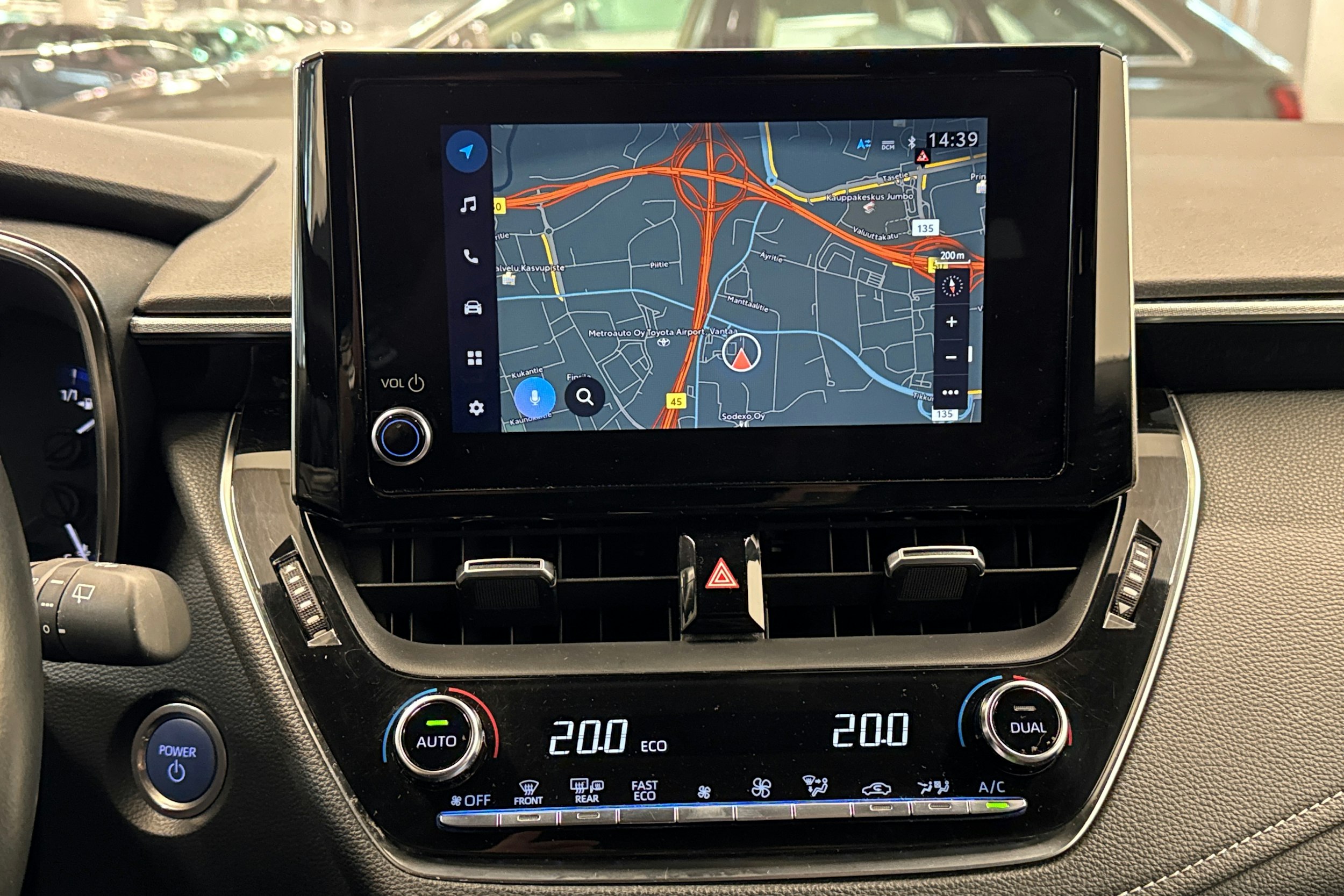 hopea Toyota Corolla 2022 kuva 15.