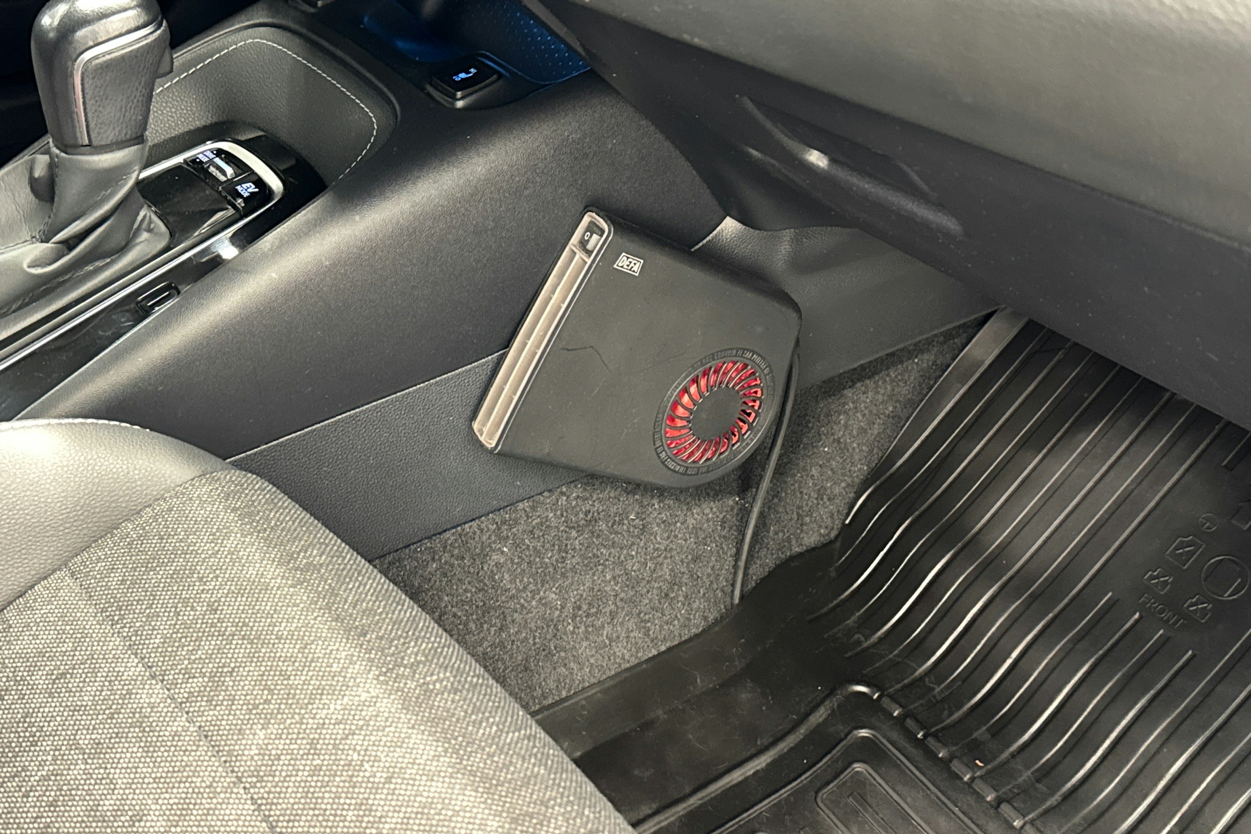 hopea Toyota Corolla 2022 kuva 21.