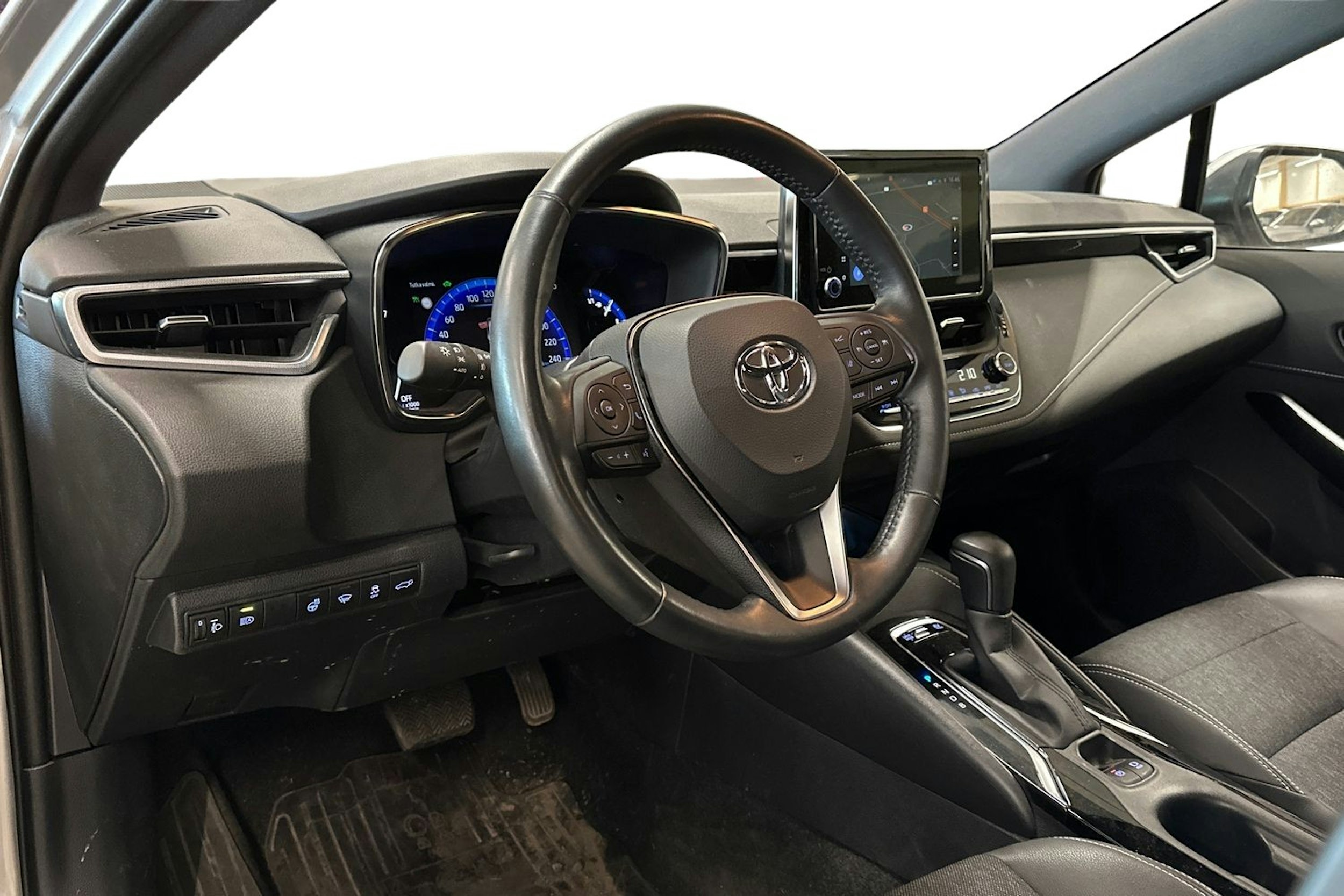 hopea Toyota Corolla 2022 kuva 3.