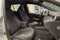 hopea Toyota Corolla 2022 kuva 26.