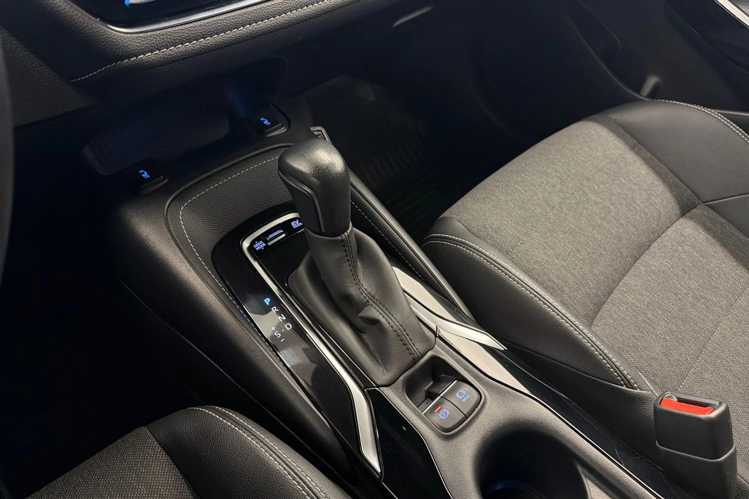 sininen Toyota Corolla 2022 kuva 21.