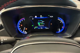 valkoinen Toyota Corolla 2022 kuva 16.