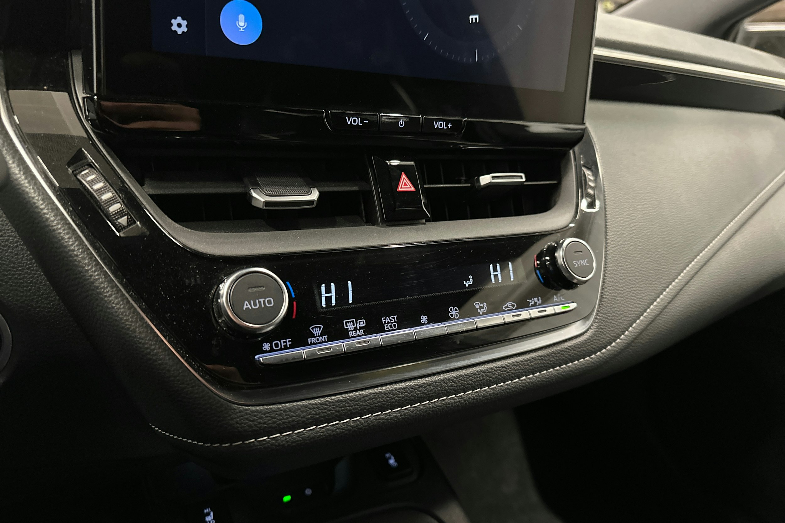 sininen Toyota Corolla 2023 kuva 22.