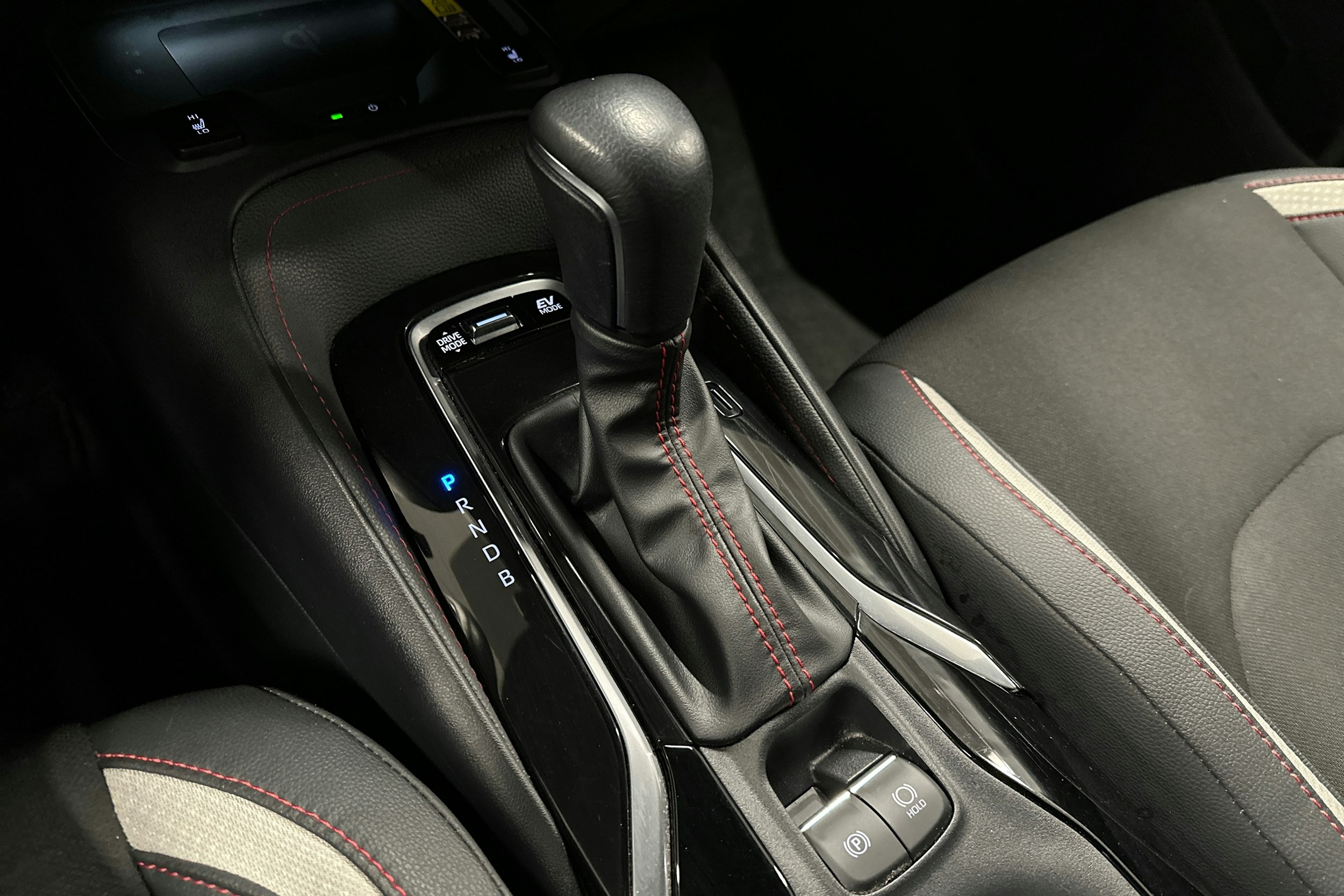 sininen Toyota Corolla 2023 kuva 24.