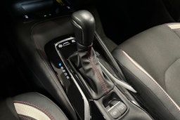 sininen Toyota Corolla 2023 kuva 24.