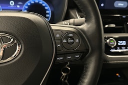 sininen Toyota Corolla 2023 kuva 19.