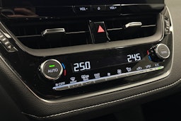 sininen Toyota Corolla 2023 kuva 26.