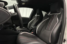 hopea Toyota Corolla 2023 kuva 16.