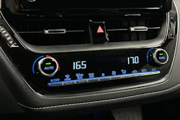 hopea Toyota Corolla 2023 kuva 25.
