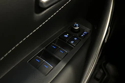 hopea Toyota Corolla 2023 kuva 30.