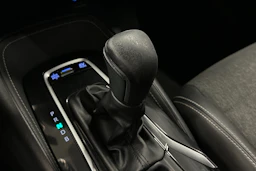 hopea Toyota Corolla 2023 kuva 21.