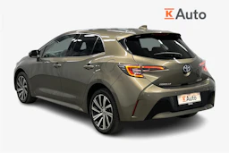 ruskea Toyota Corolla 2023 kuva 3.